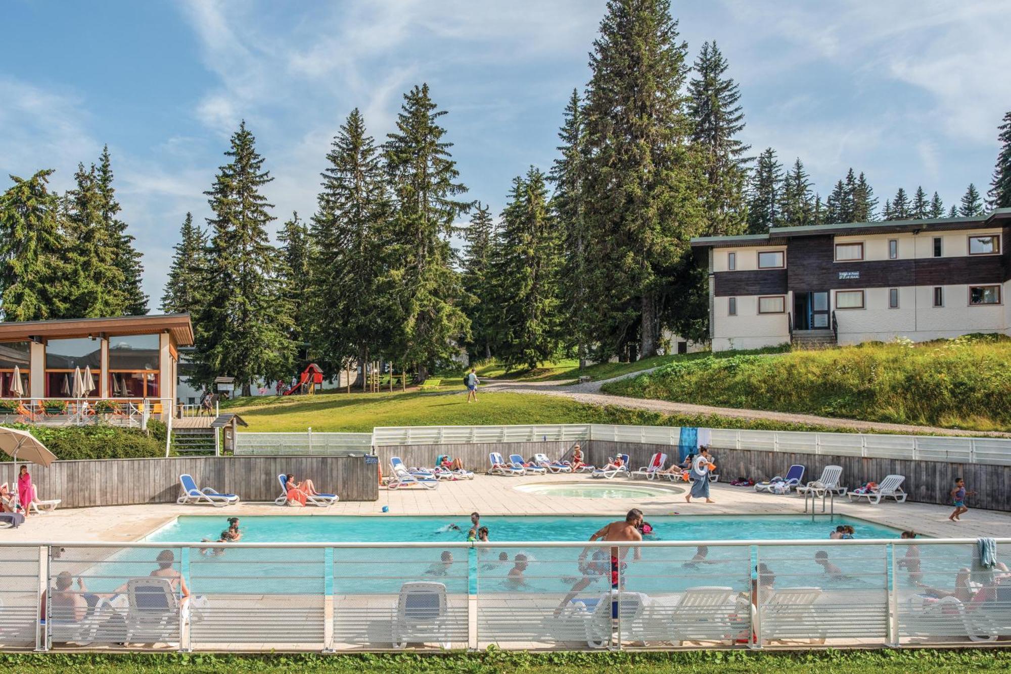 Belambra Clubs Les Saisies - Les Embrunes - Ski Pass Included Villard-sur-Doron Ngoại thất bức ảnh